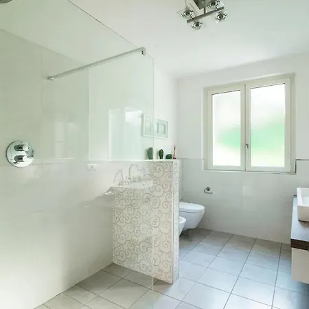With Breathtaking Views In Appartement *